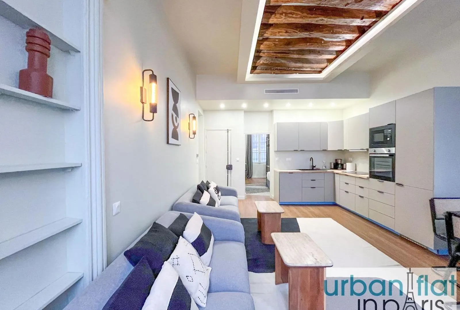 Apartment Urban Flat 188 - Stunning 4 Bedroom Flat In *
