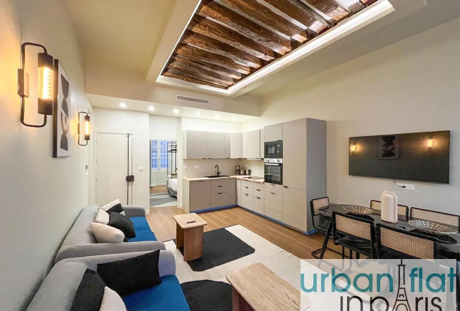Urban Flat 188 - Stunning 4 Bedroom Flat In Apartment *