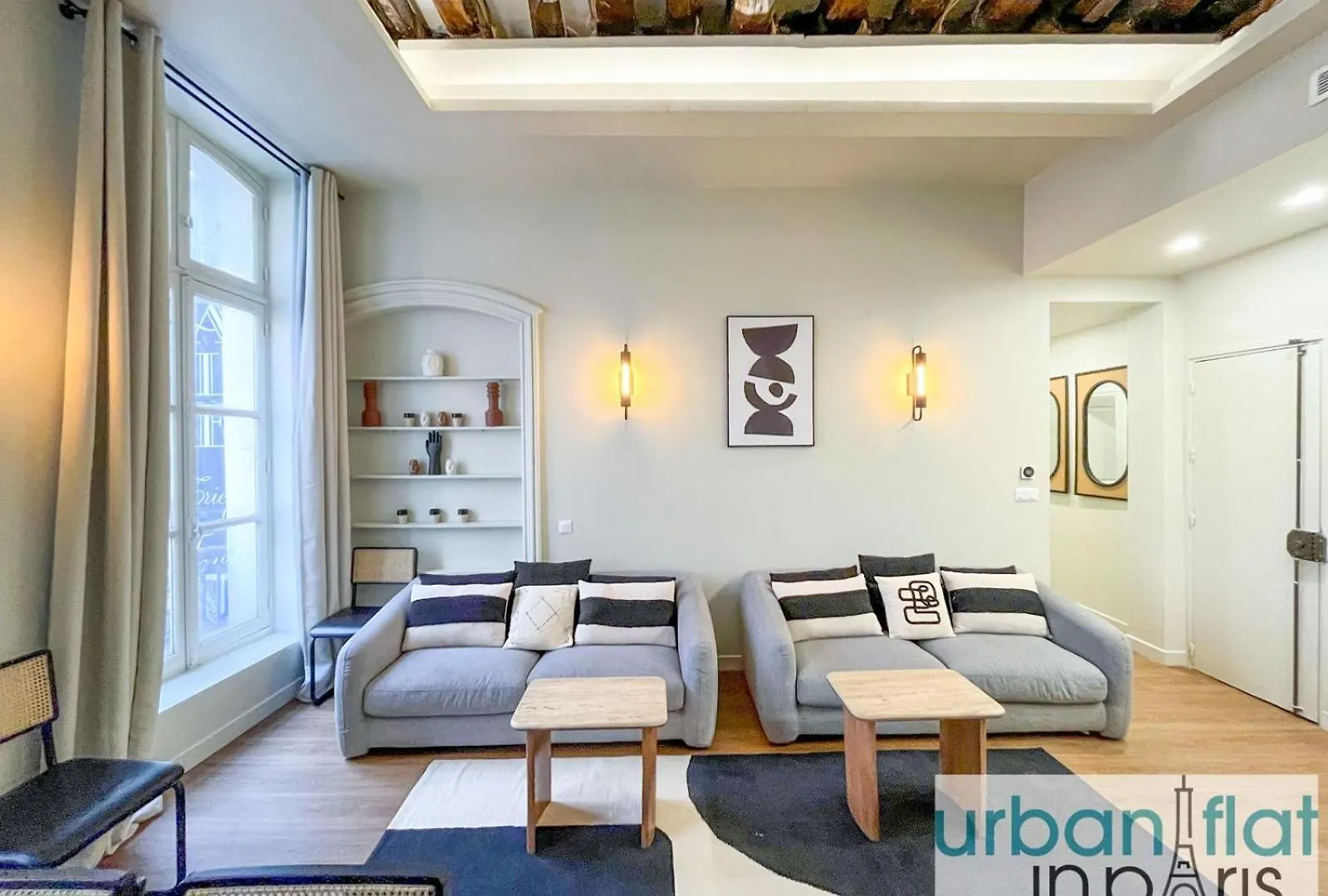 Urban Flat 188 - Stunning 4 Bedroom Flat In Apartment