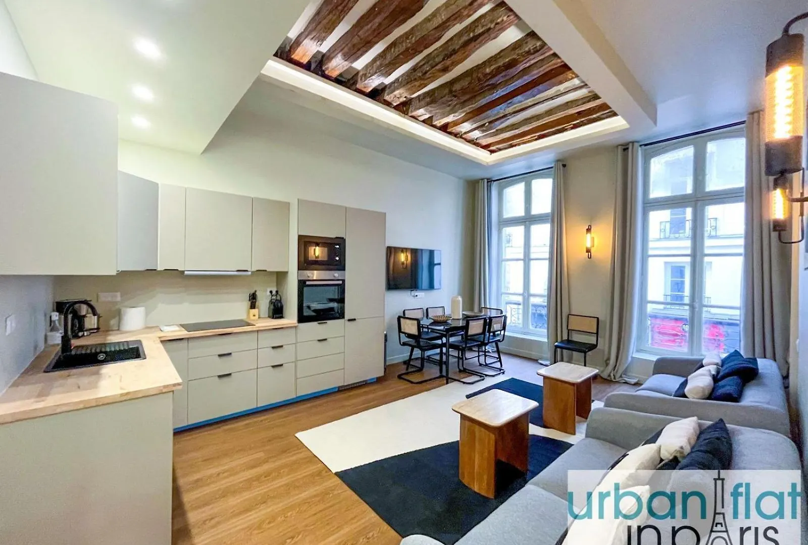 Urban Flat 188 - Stunning 4 Bedroom Flat In * Paris